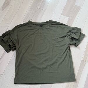 SHEIN Olive Green Ruffle Sleeve Crewneck Tee